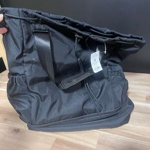Black beyond yoga bag